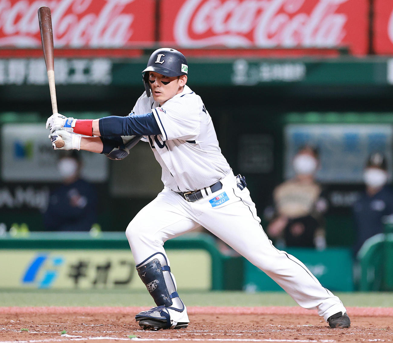 西武対日本ハム　3回裏西武2死、栗山は中前打を放つ（撮影・浅見桂子）