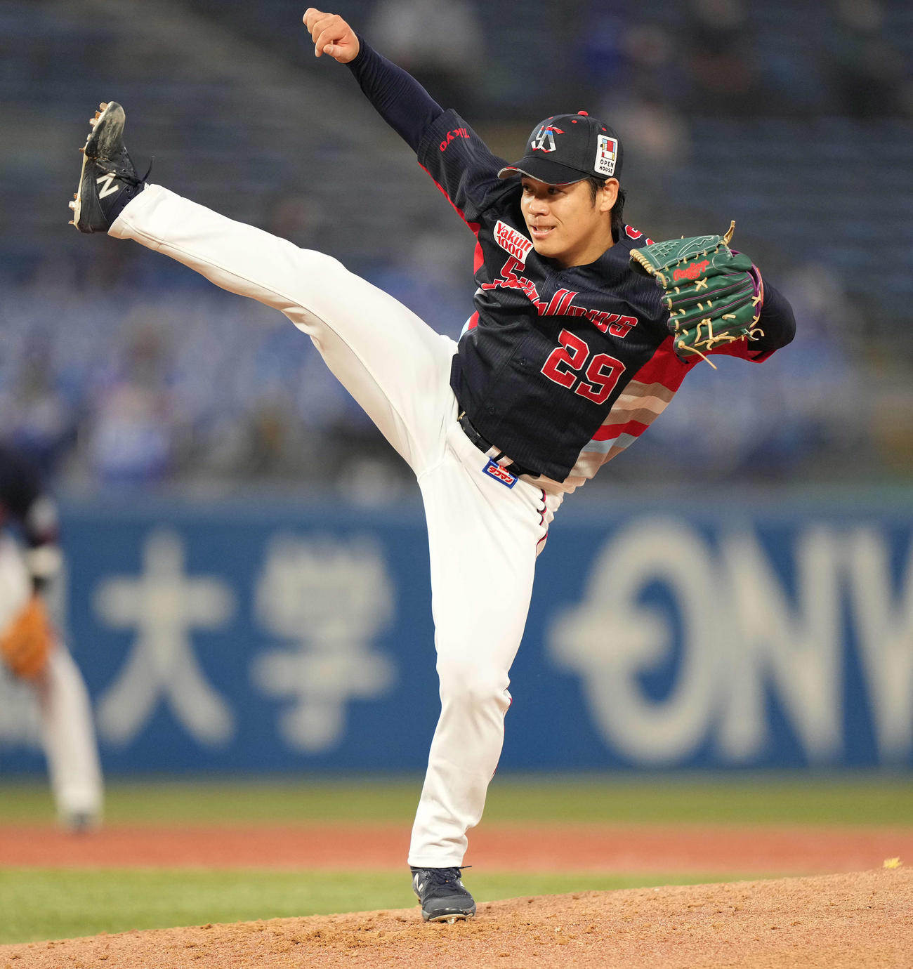 ヤクルト対DeNA 8回無失点で4勝目を挙げたヤクルト小川（撮影・鈴木みどり）