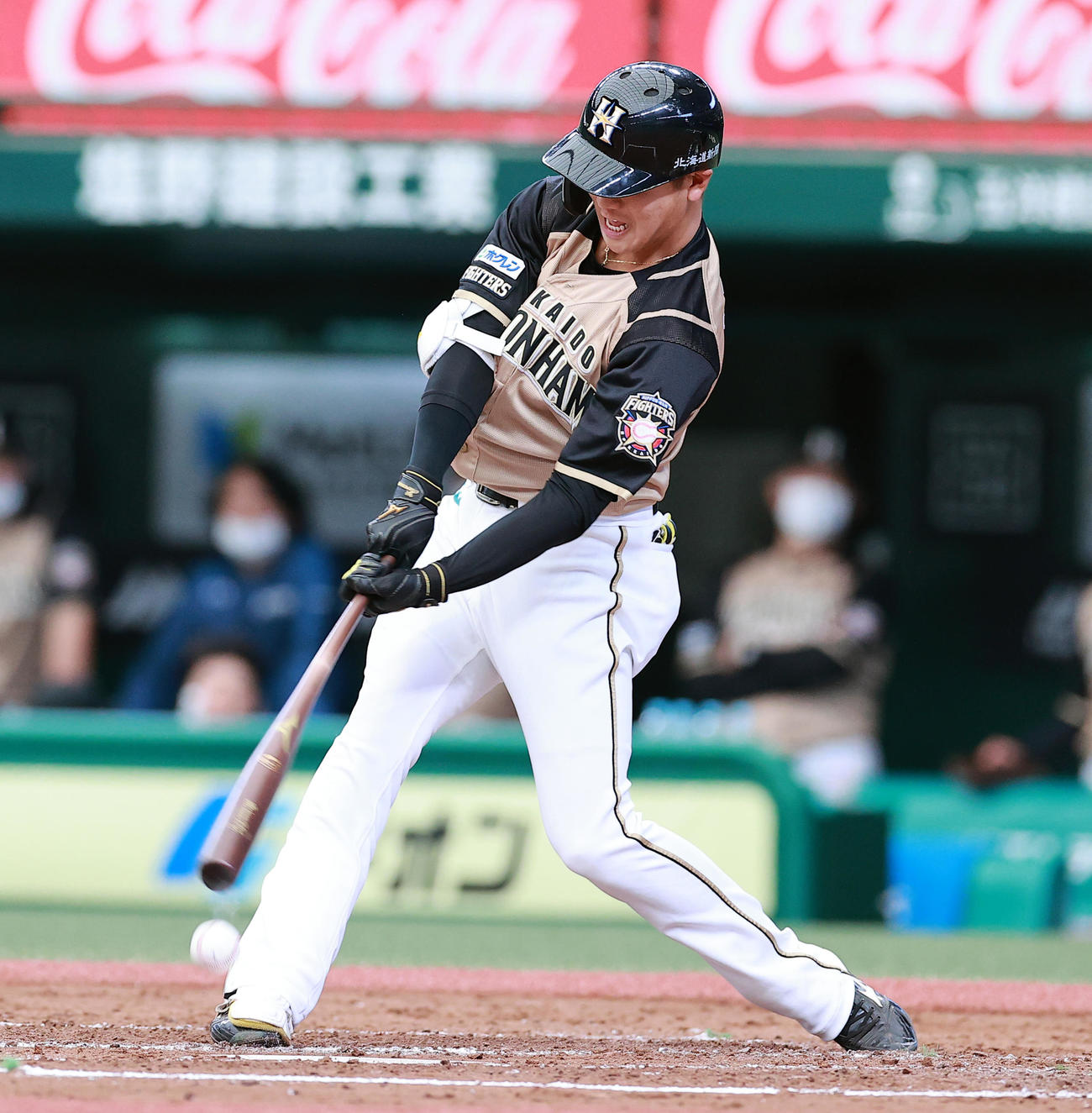 西武対日本ハム　3回表日本ハム1死満塁、平沼は投手ゴロで先制する（撮影・浅見桂子）