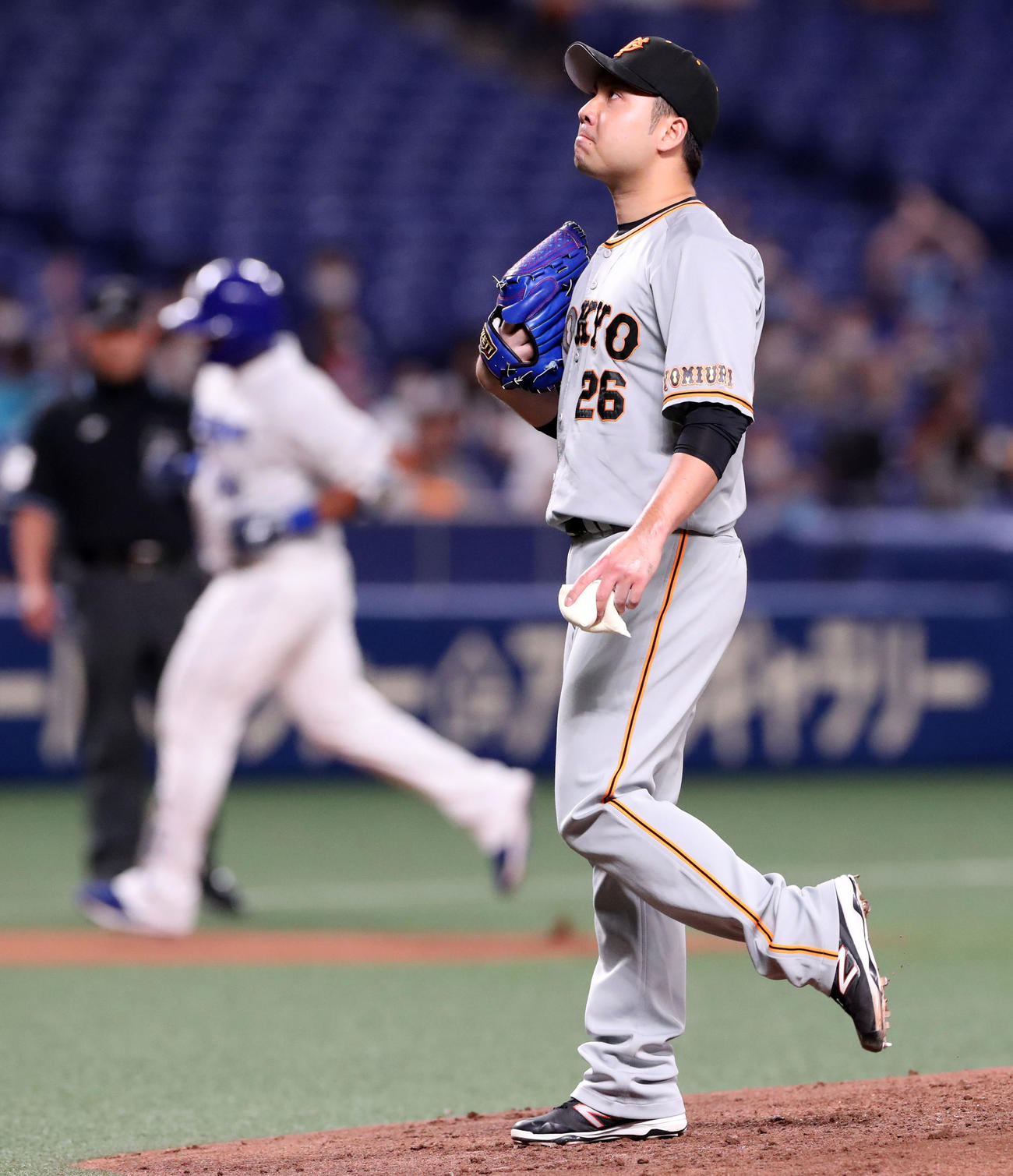 中日対巨人　2回裏中日無死、今村はビシエドに右越え本塁打を被弾（撮影・加藤哉）