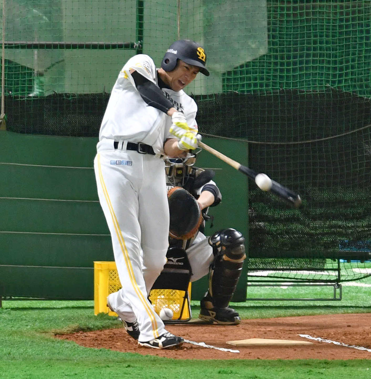 フリー打撃を行う柳田悠岐（2021年3月25日撮影）