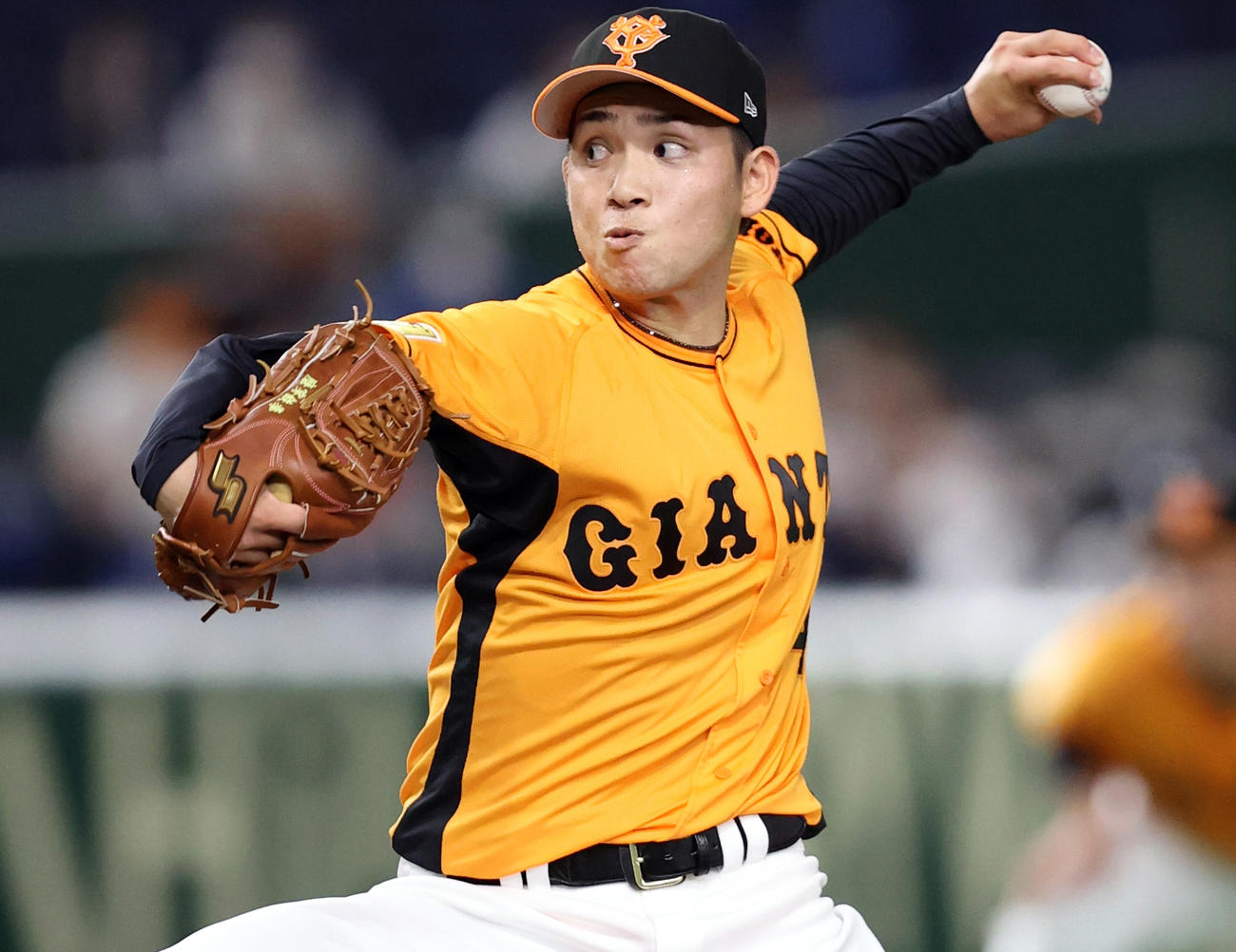 巨人対楽天　巨人先発の高橋（撮影・狩俣裕三）