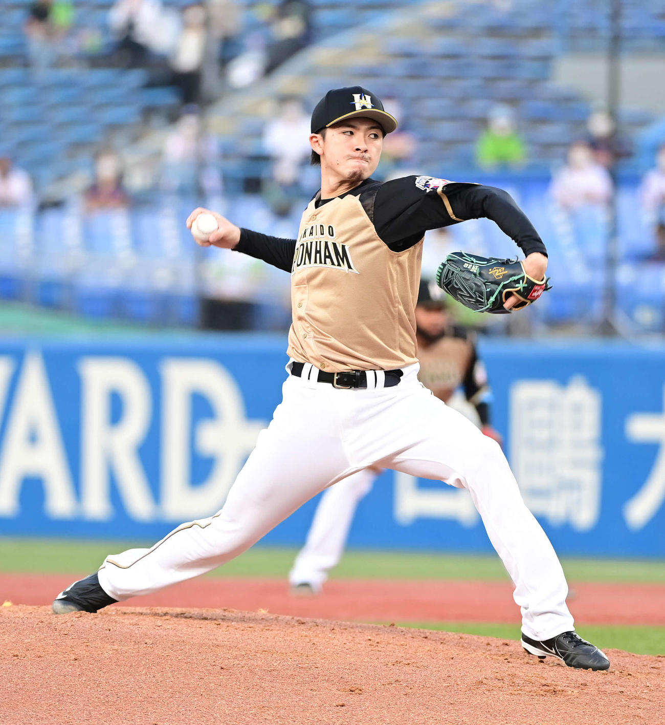 ヤクルト対日本ハム　6回1失点で4勝目を挙げた日本ハム上沢（撮影・小沢裕）