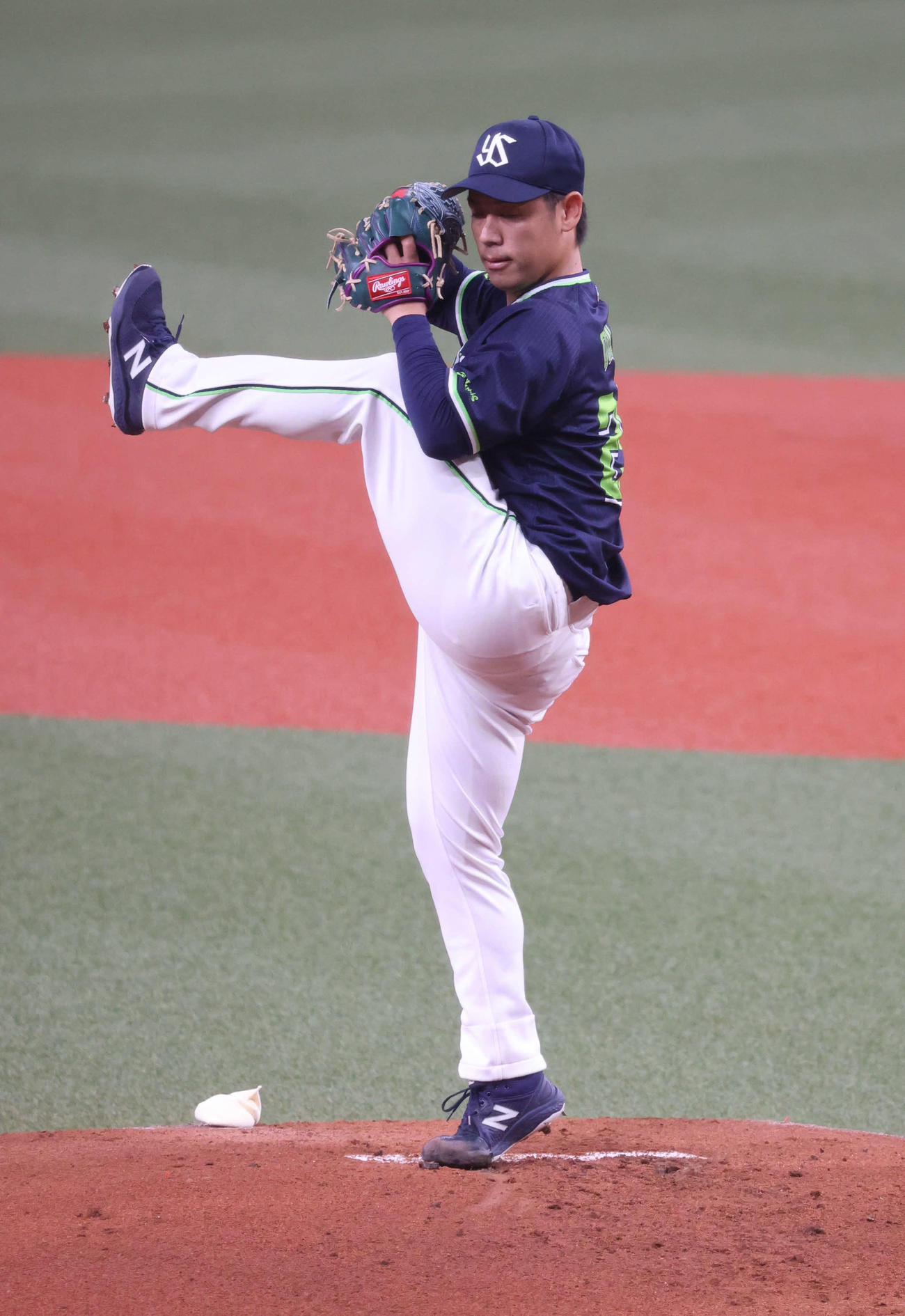 ヤクルト先発の小川泰弘（撮影・渦原淳）