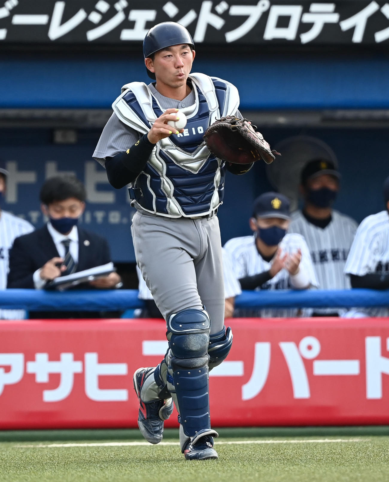 慶大捕手の福井章吾（2021年5月15日撮影）