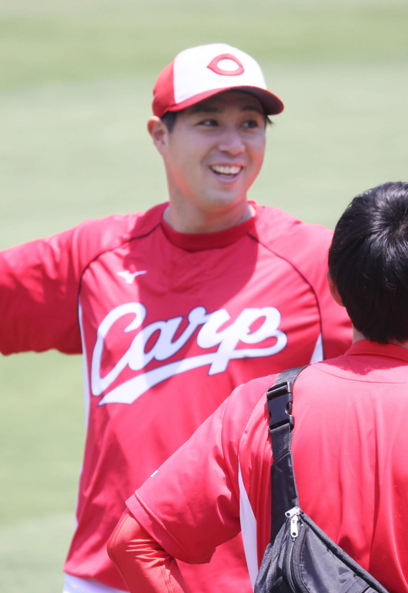 広島投手指名練習　笑顔をみせる野村（撮影・加藤孝規）