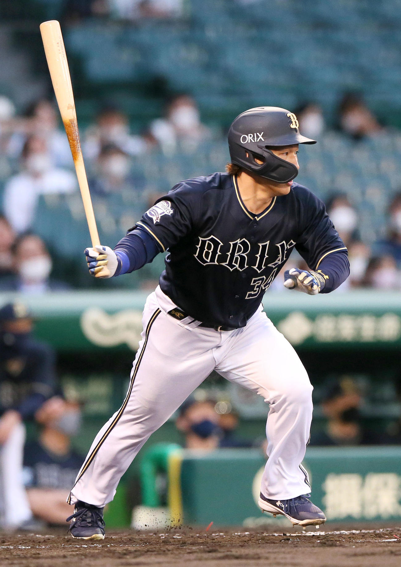 阪神対オリックス　3回表オリックス2死、吉田正尚は中前打を放つ（撮影・上山淳一）