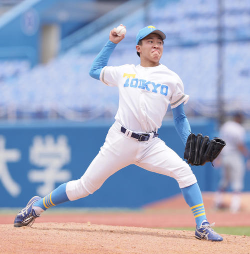 東大対慶大　東大先発の松岡由（撮影・足立雅史）