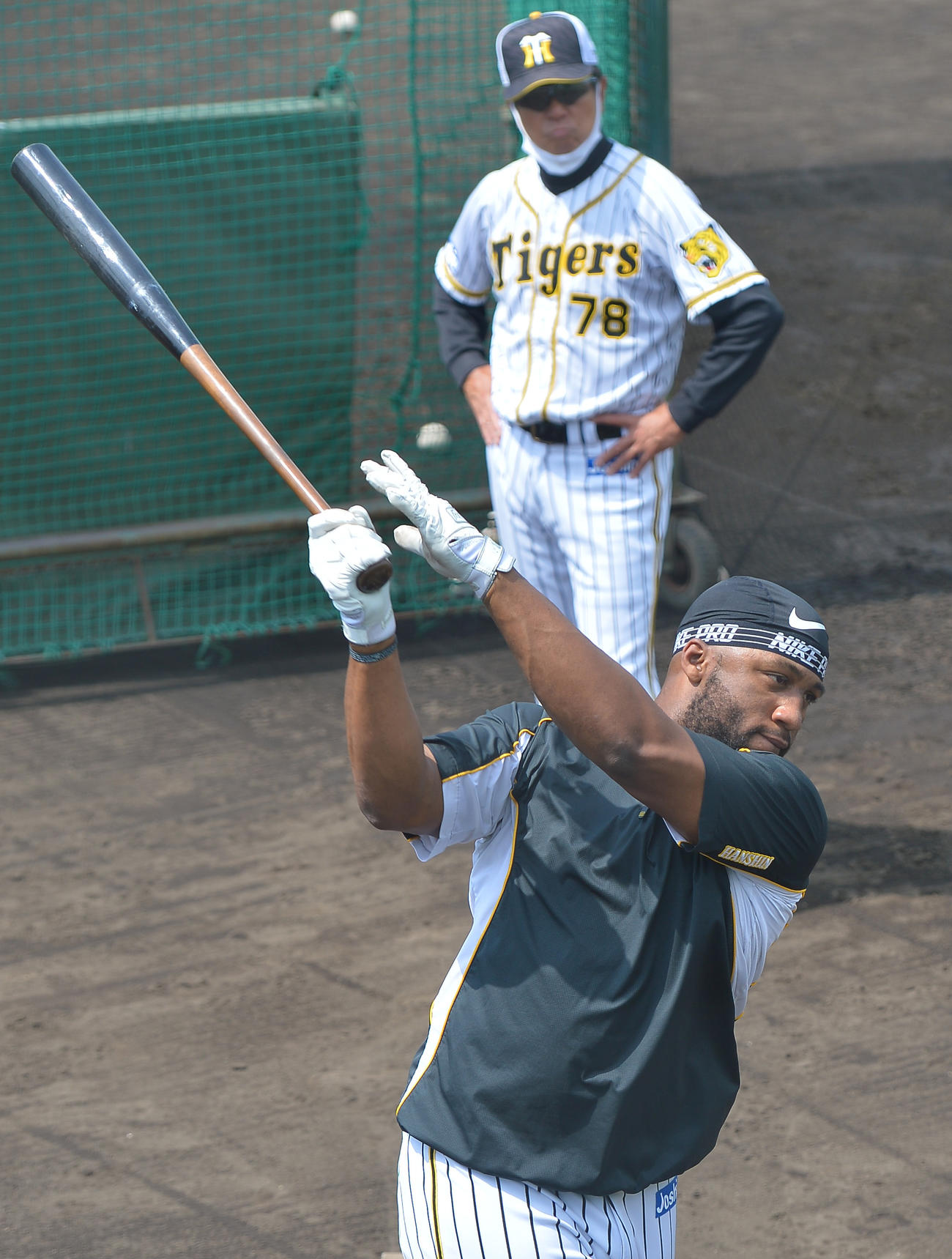 ウエスタン・リーグ阪神対オリックス　打撃練習に励む阪神ロハス（代表撮影）