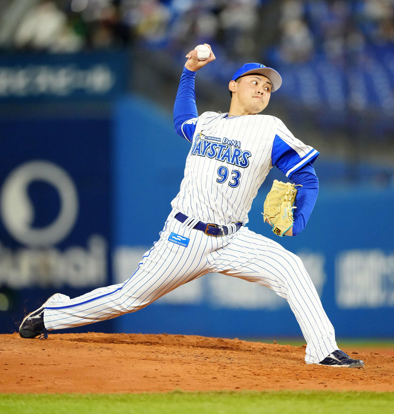 DeNA対ソフトバンク　力投するDeNA先発の中川（撮影・江口和貴）
