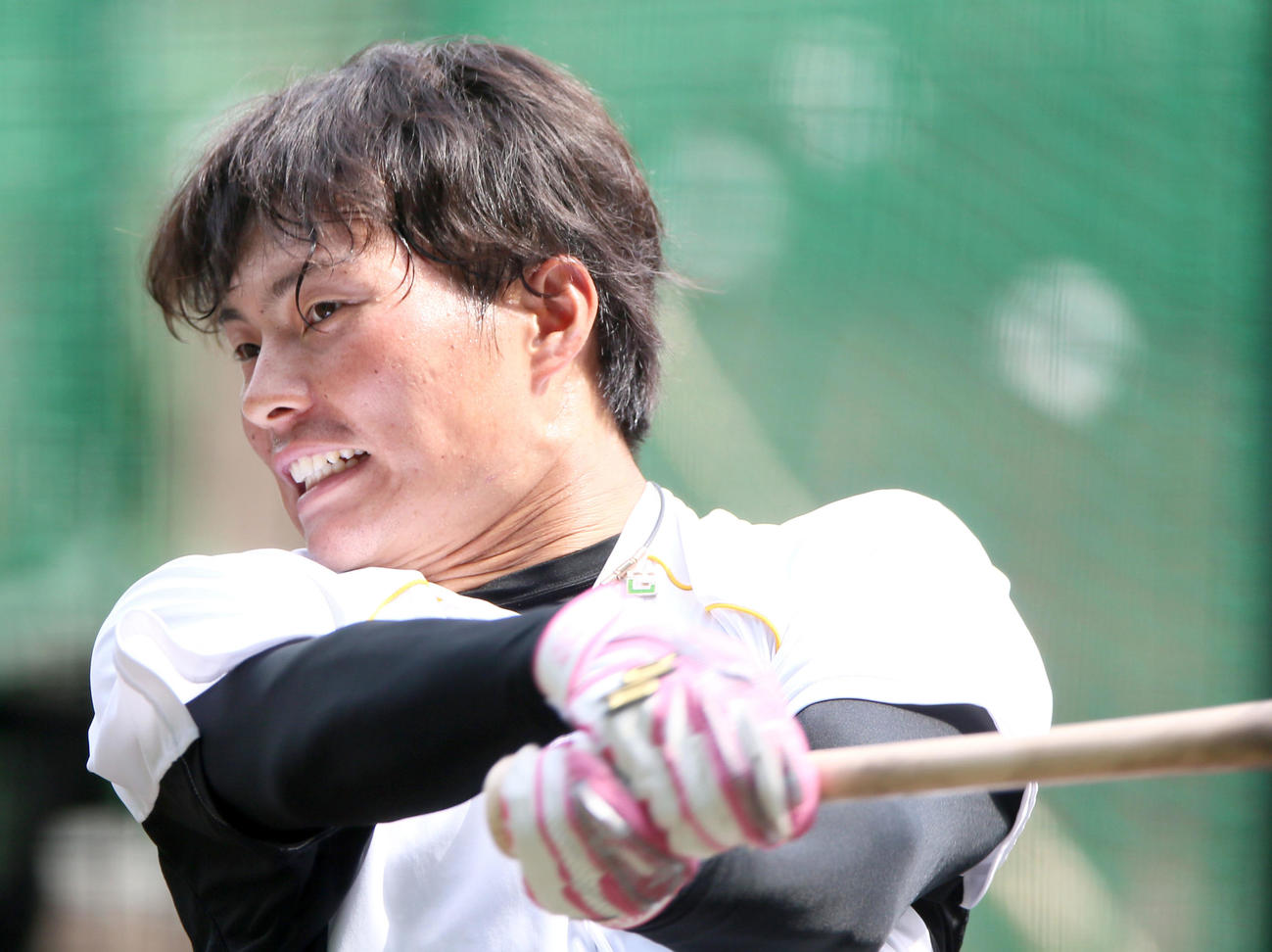 阪神対オリックス　1軍に合流した北條はトス打撃で汗を流す（撮影・上山淳一）