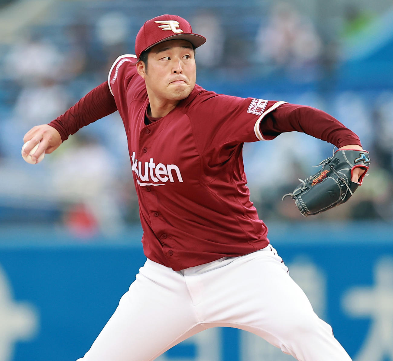 ヤクルト対楽天　楽天先発の滝中（撮影・野上伸悟）