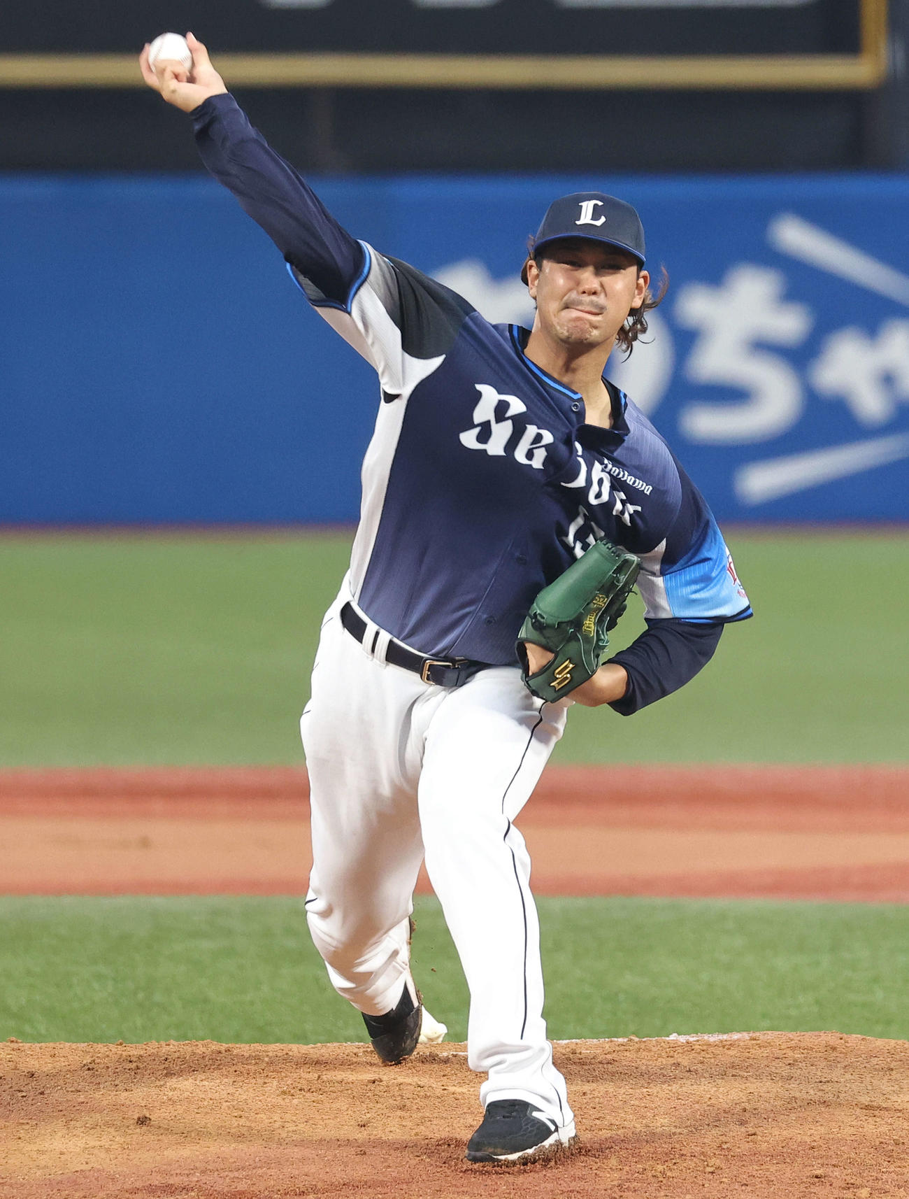 ヤクルト対西武　西武先発で力投する高橋（撮影・河田真司）