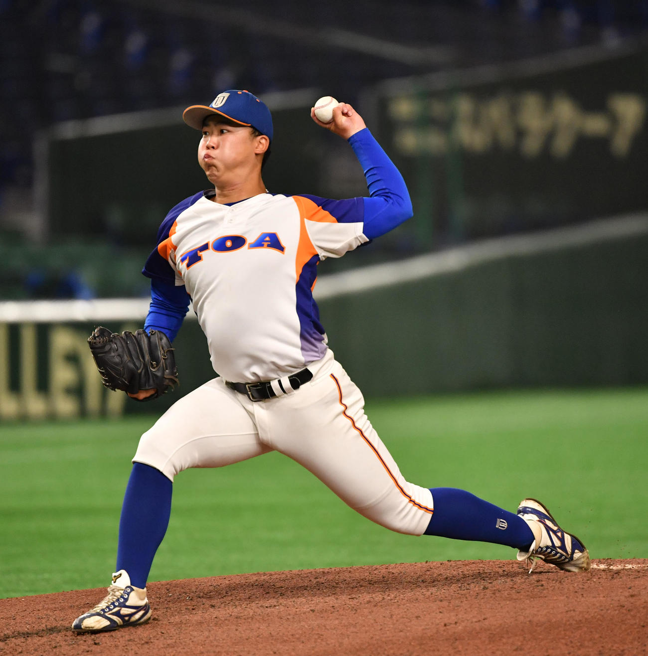 東亜大対大商大　先発した東亜大・藤田（撮影・柴田隆二）