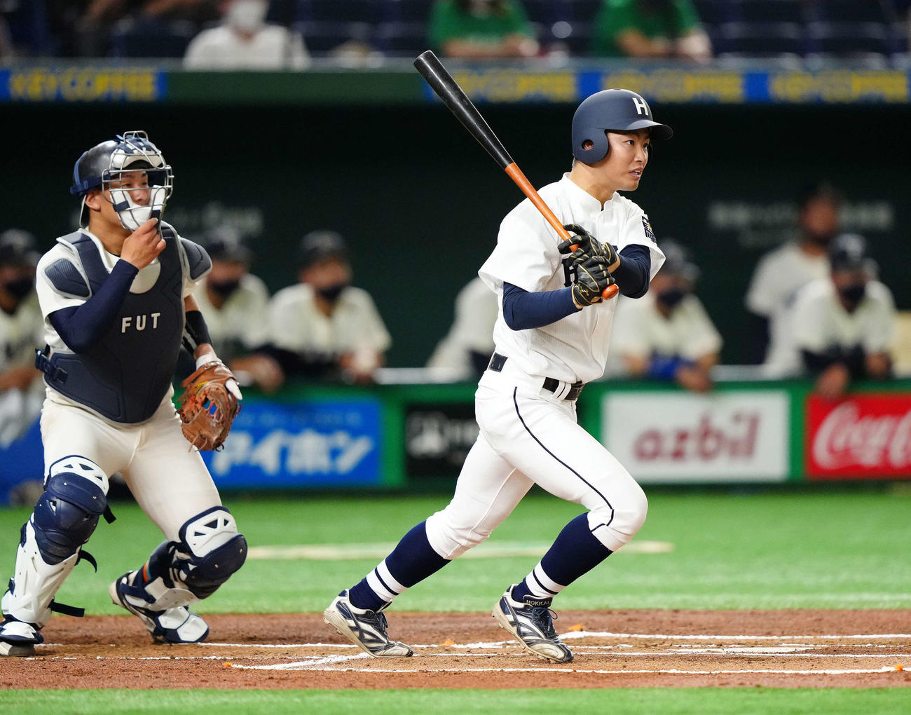 北海学園大対福井工大　1回表北海学園大1死二、三塁、先制適時打を放つ志村（撮影・江口和貴）
