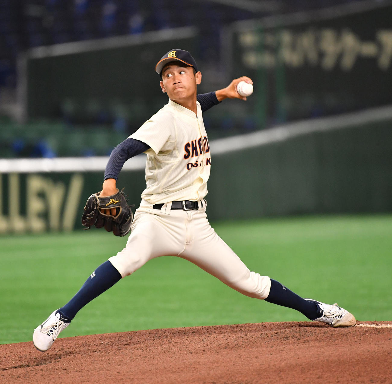 東亜大対大商大　先発した大商大・花村（撮影・柴田隆二）