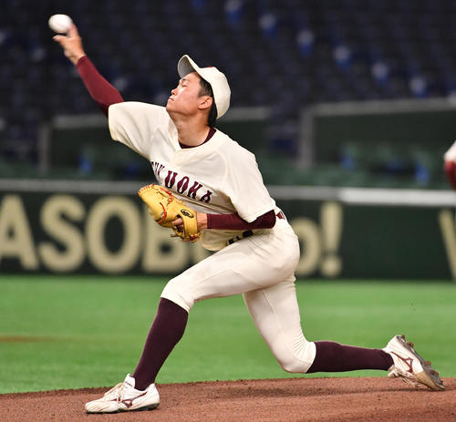 広島経大対福岡大 先発した福岡大・村上(撮影・柴田隆二)