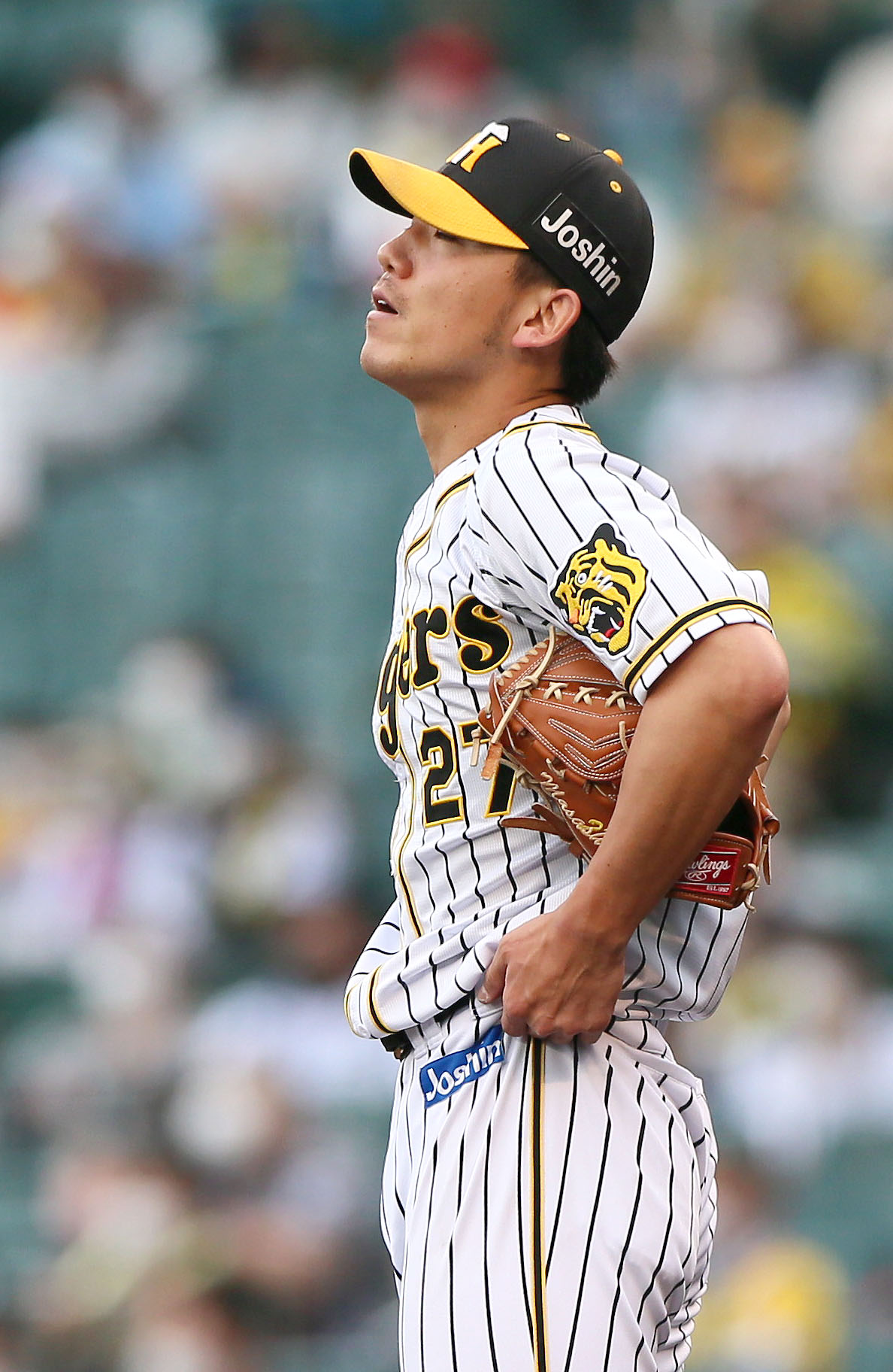 阪神対ソフトバンク　6回表ソフトバンク2死三塁、伊藤将は甲斐に左越え2点本塁打を浴びる（撮影・上山淳一）