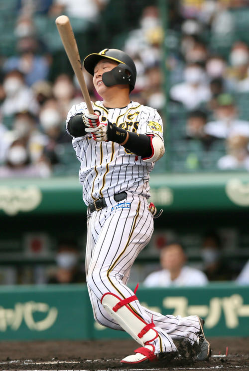 阪神対ソフトバンク　6回裏阪神1死、大山は遊飛に倒れる（撮影・上山淳一）