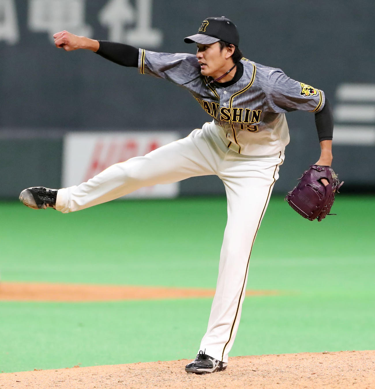 日本ハム対阪神　7回裏、阪神3番手で登板した藤浪（撮影・加藤哉）