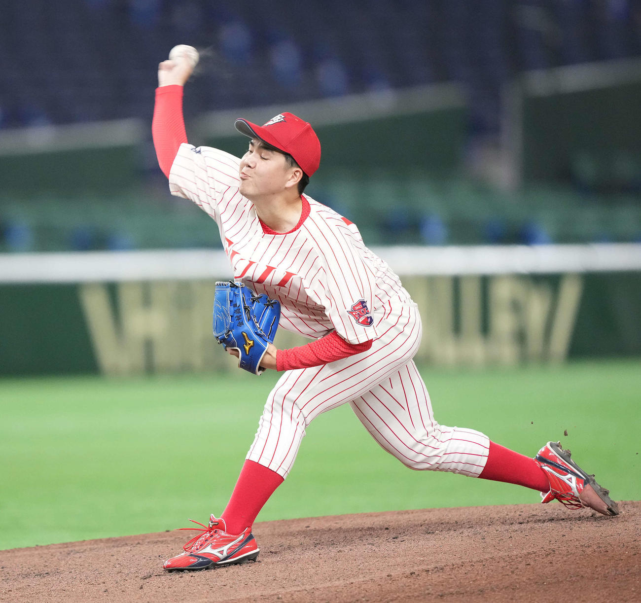 国学院大対富士大　先発し力投する富士大・金村（撮影・鈴木みどり）