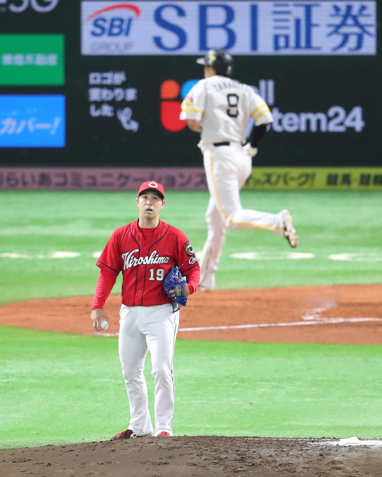 ソフトバンク対広島　3回裏ソフトバンク2死二塁、柳田悠岐に右中間2点本塁打を浴びた野村祐輔（撮影・梅根麻紀）