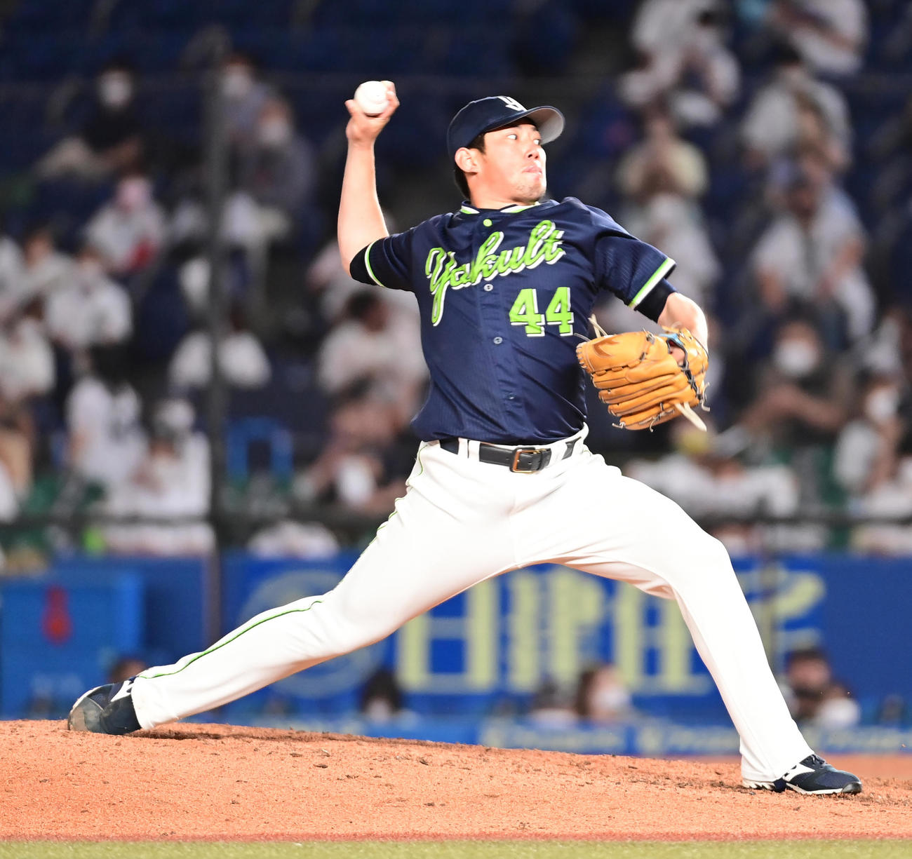 ロッテ対ヤクルト　2番手ヤクルトで登板した大西（撮影・小沢裕）