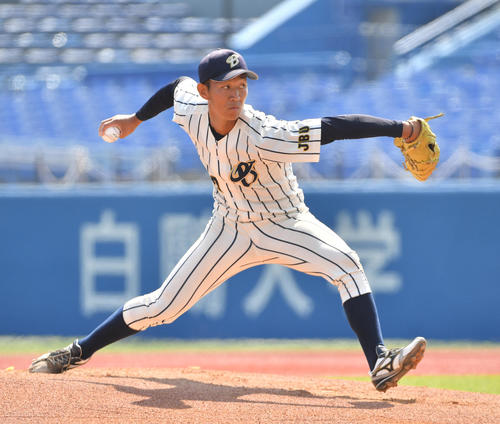 準々決勝、東農大北海道オホーツク対上武大　、先発した上武大・紫藤（撮影・柴田隆二）