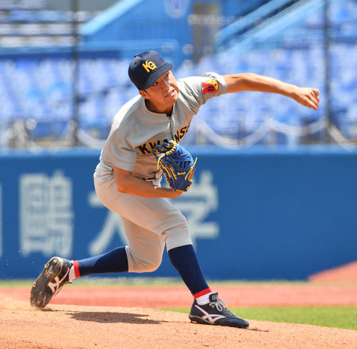 準々決勝、慶大対関学大　先発した関学大・黒原（撮影・柴田隆二）