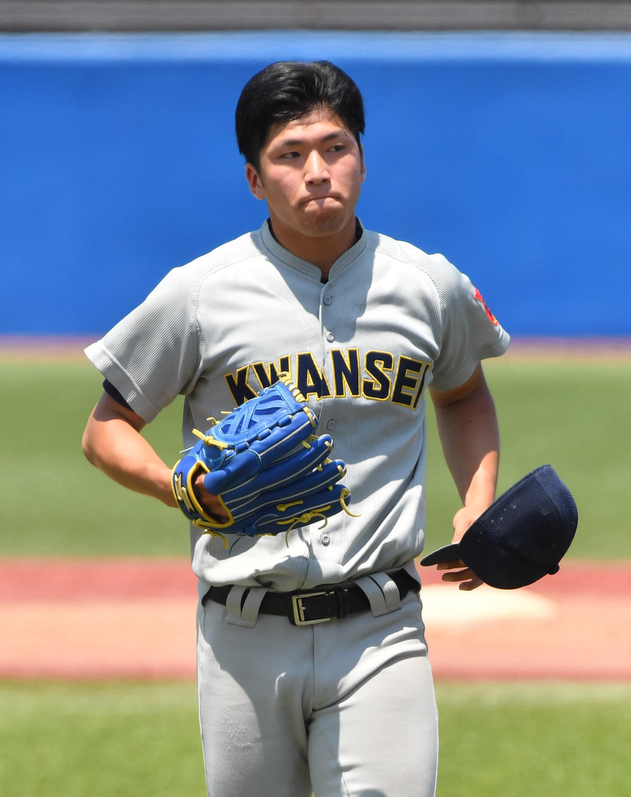 準々決勝、慶大対関学大　先発した関学大・黒原は5回5安打4失点で降板した（撮影・柴田隆二）