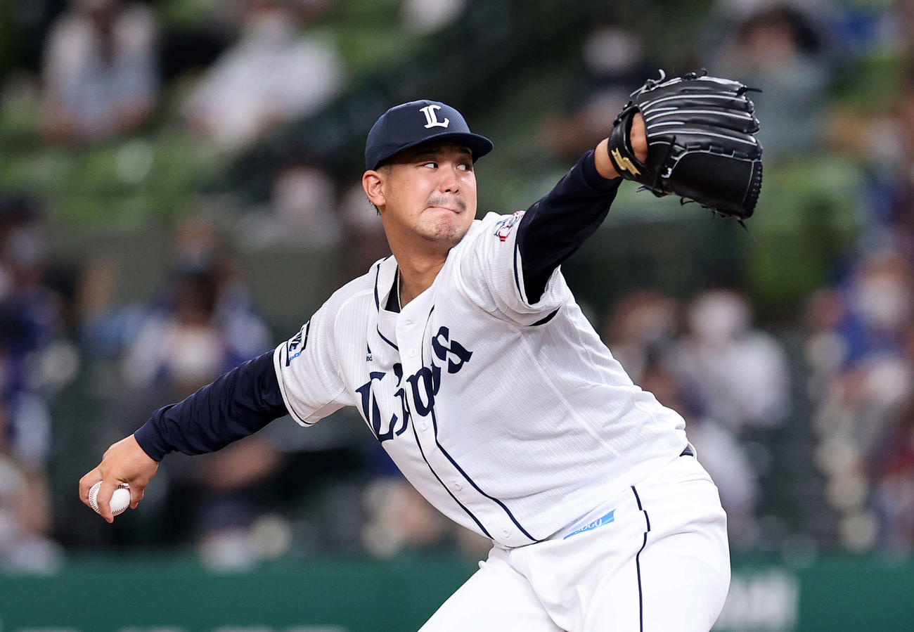 西武対中日　先発し力投する西武高橋（撮影・鈴木正人）