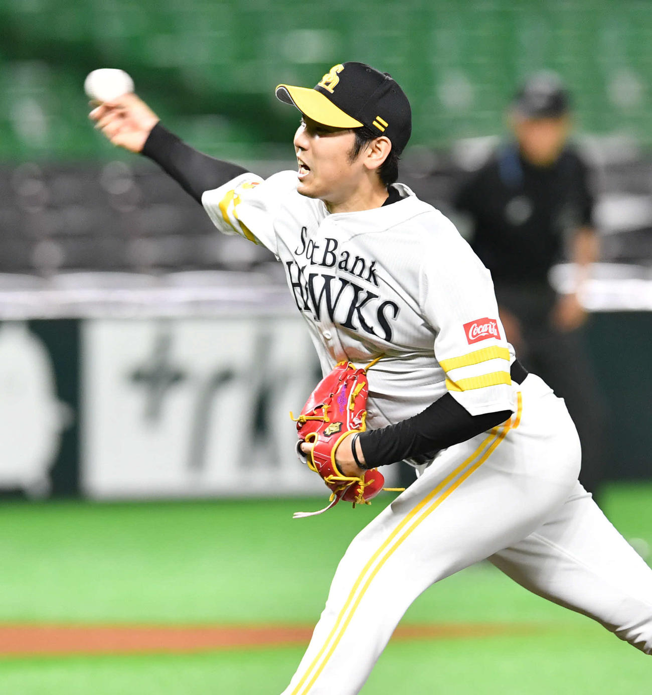 ソフトバンク対ヤクルト　ソフトバンク先発の石川（撮影・岩下翔太）