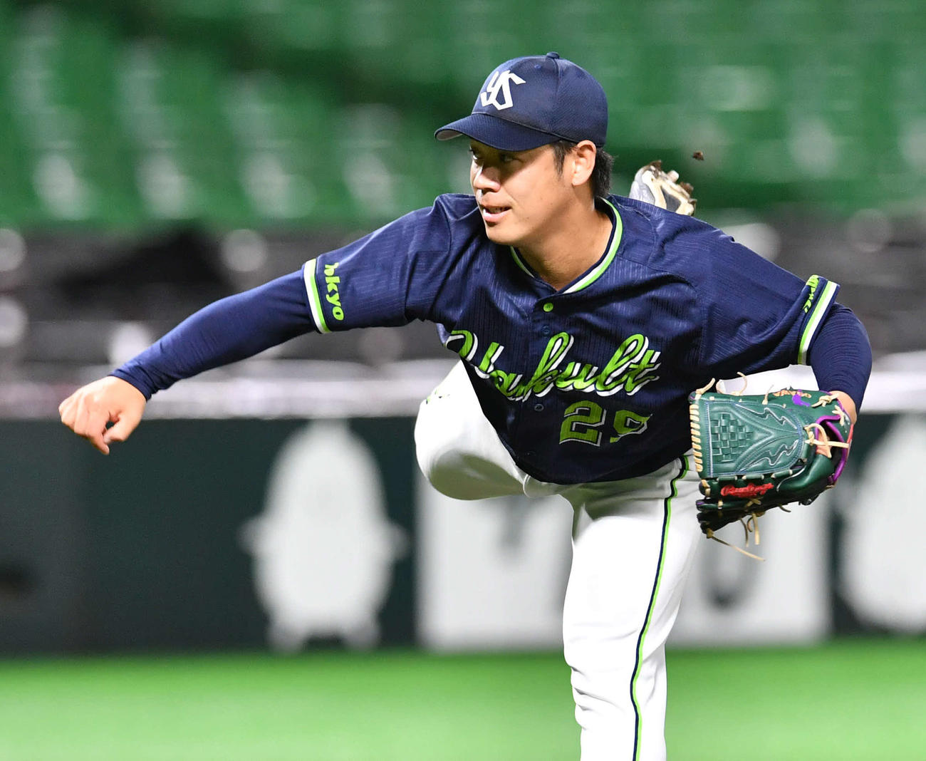 ソフトバンク対ヤクルト　ヤクルト先発の小川（撮影・岩下翔太）