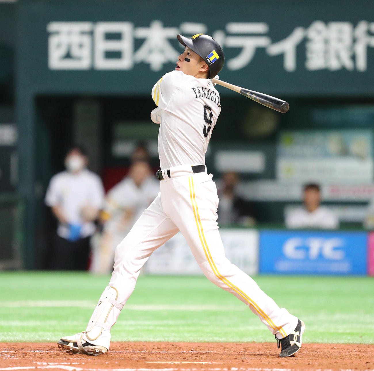 ソフトバンク対ヤクルト　4回裏ソフトバンク無死、柳田悠岐は左中間本塁打を放つ（撮影・梅根麻紀）