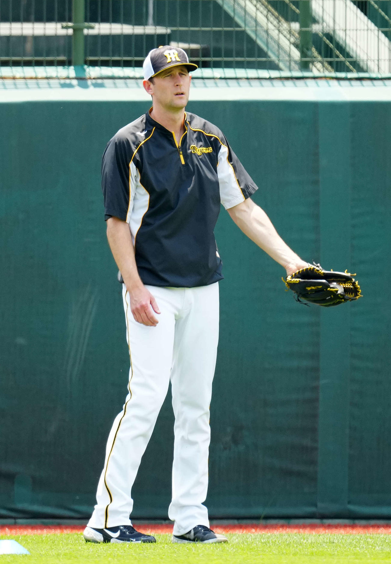 楽天対阪神　試合前練習に臨む阪神ガンケル（撮影・江口和貴）