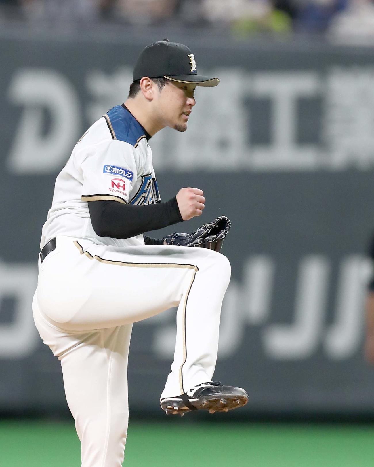 日本ハム対DeNA　力投で本拠地初勝利を挙げた池田（撮影・黒川智章）