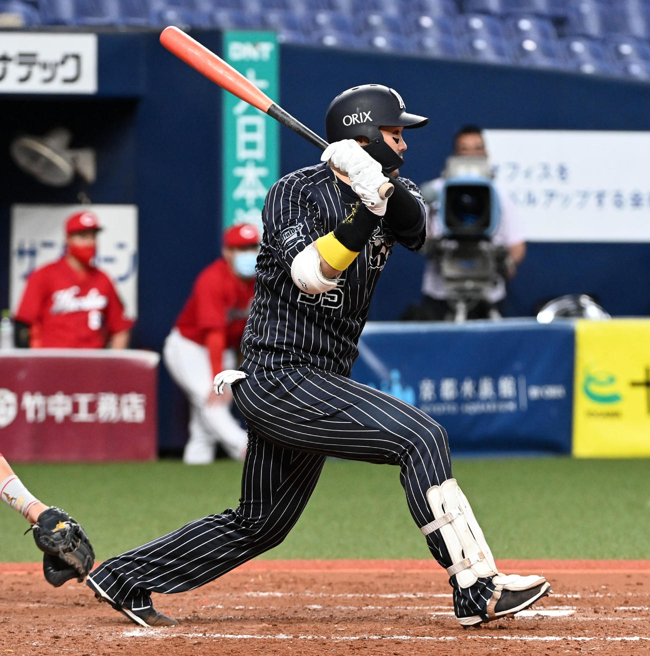 オリックス対広島　9回裏オリックス2死満塁、T－岡田はサヨナラ右前打を放つ（撮影・前岡正明）