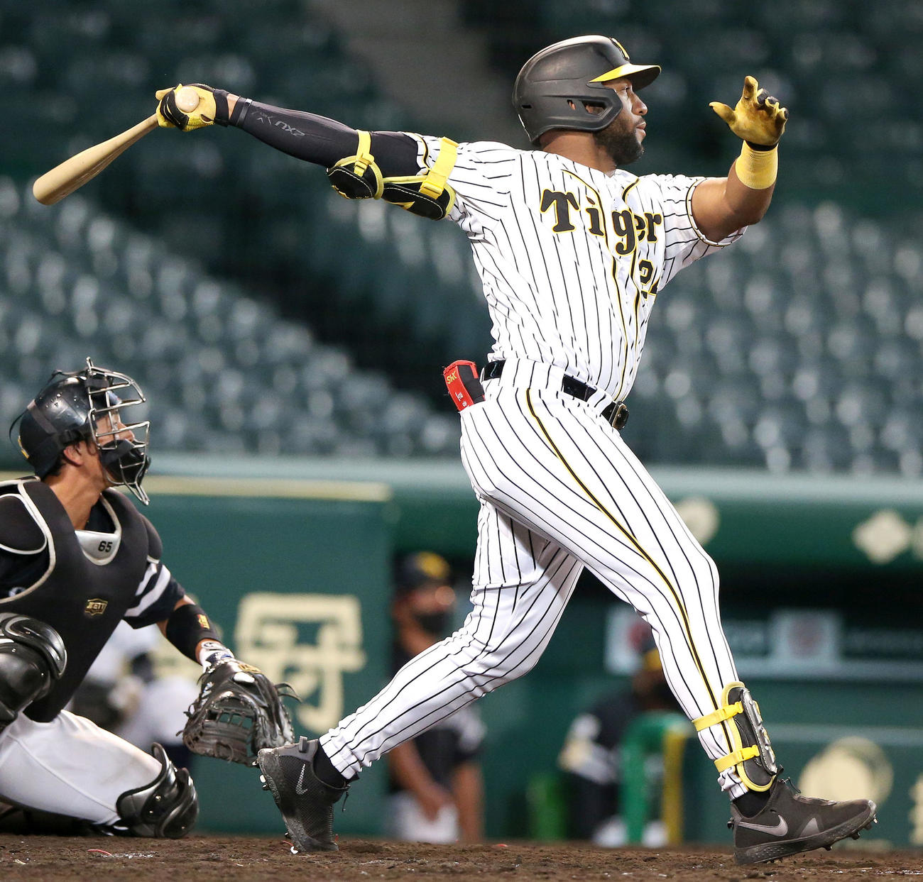 阪神ロハス（2021年6月12日撮影）