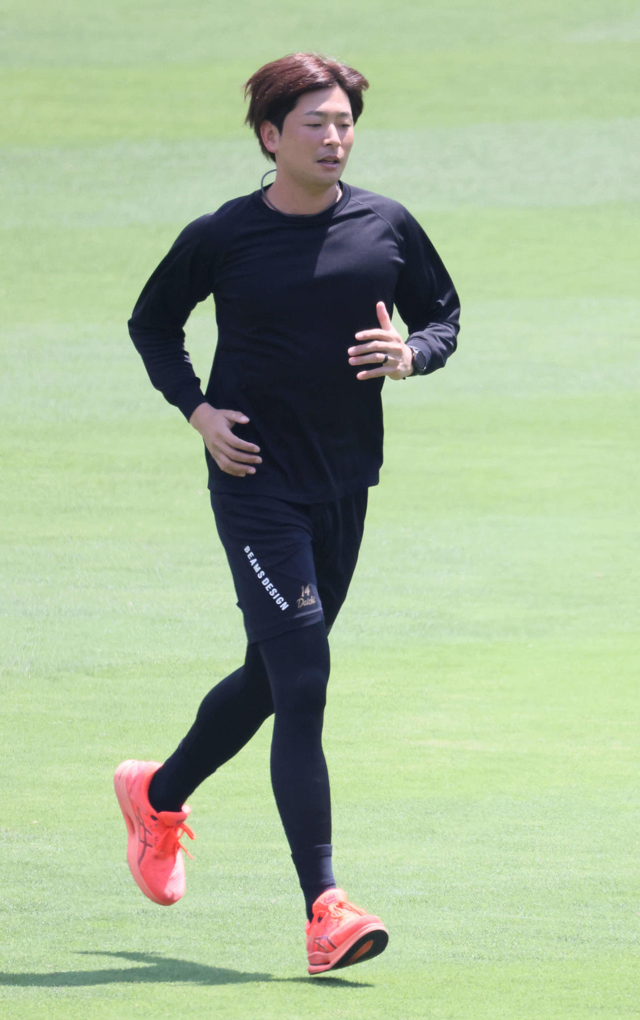 ランニングをする広島大瀬良（撮影・加藤孝規）