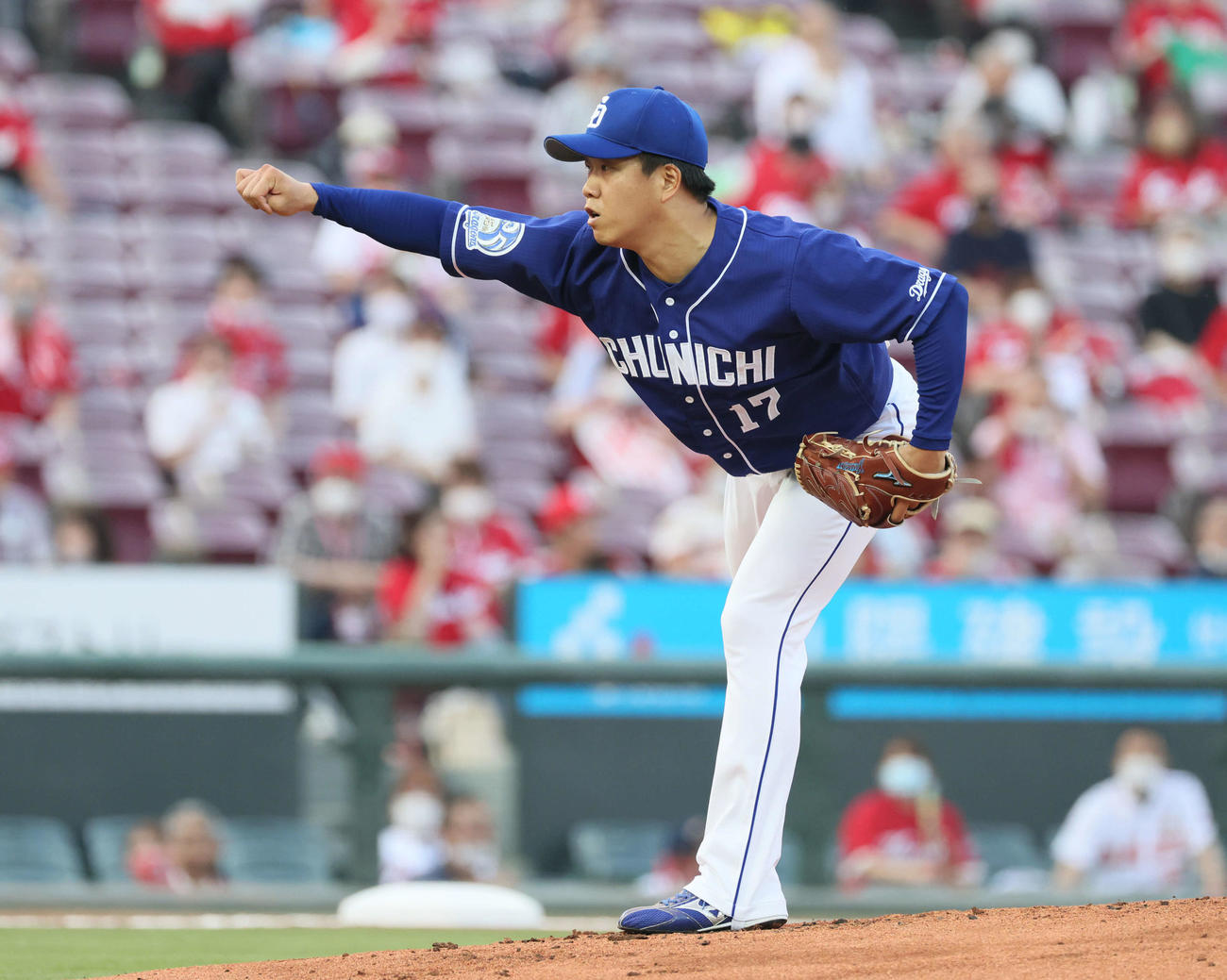 広島対中日　中日先発の柳（撮影・加藤孝規）