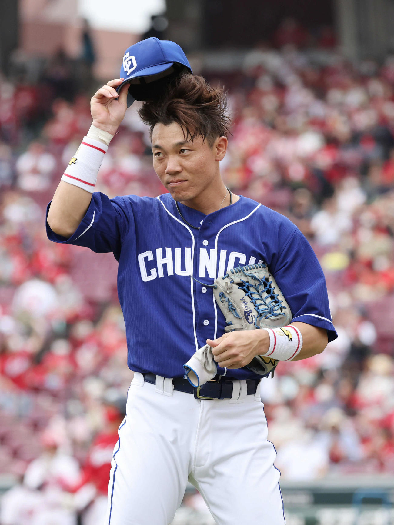 広島対中日　1500試合出場を達成した中日の大島（撮影・加藤孝規）