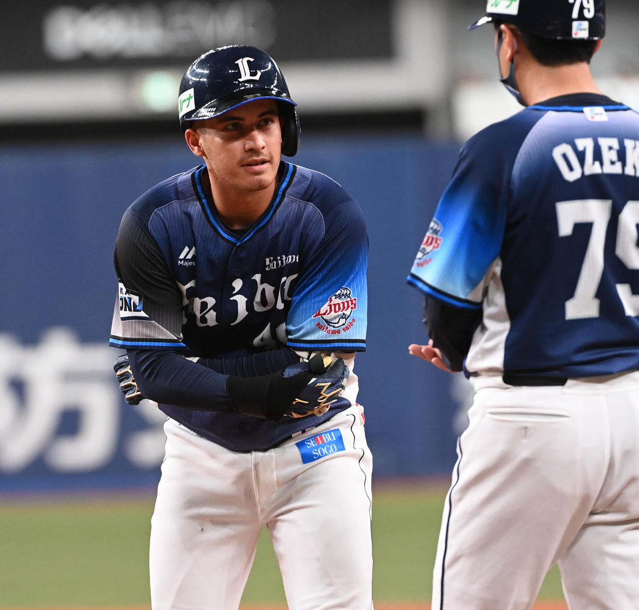 オリックス対西武　4回表西武2死一、三塁、ブランドンは中前適時打を放つ（撮影・前岡正明）