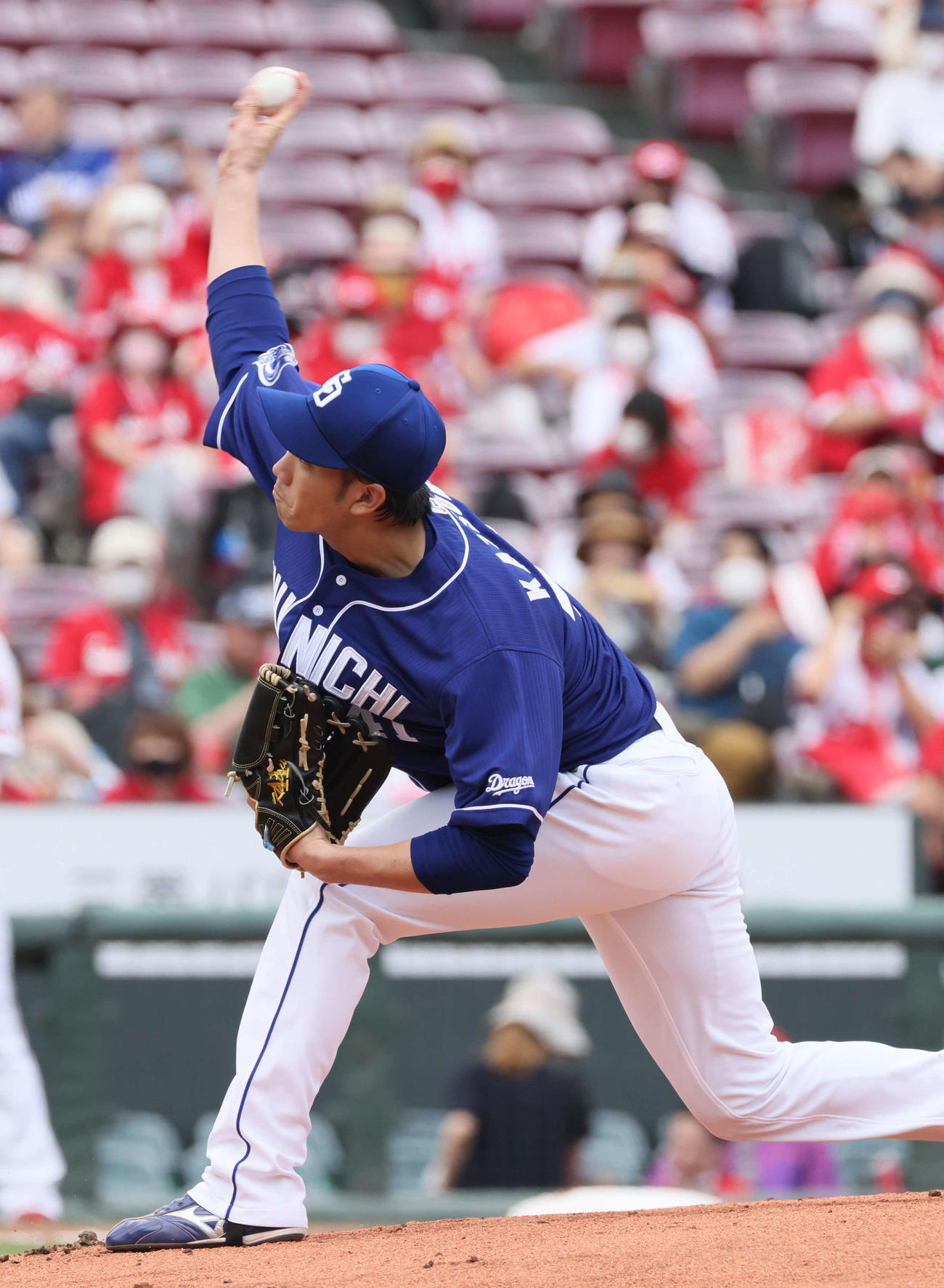 広島対中日　6回を1失点に抑えた勝野（撮影・加藤孝規）