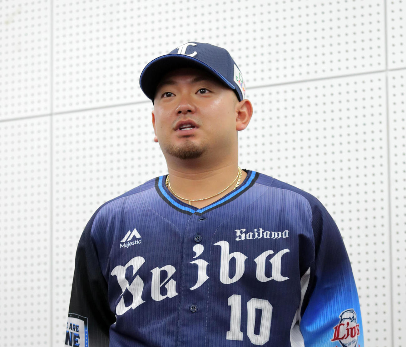 ファン投票で選出された西武森は記者の質問に答える（現場代表）