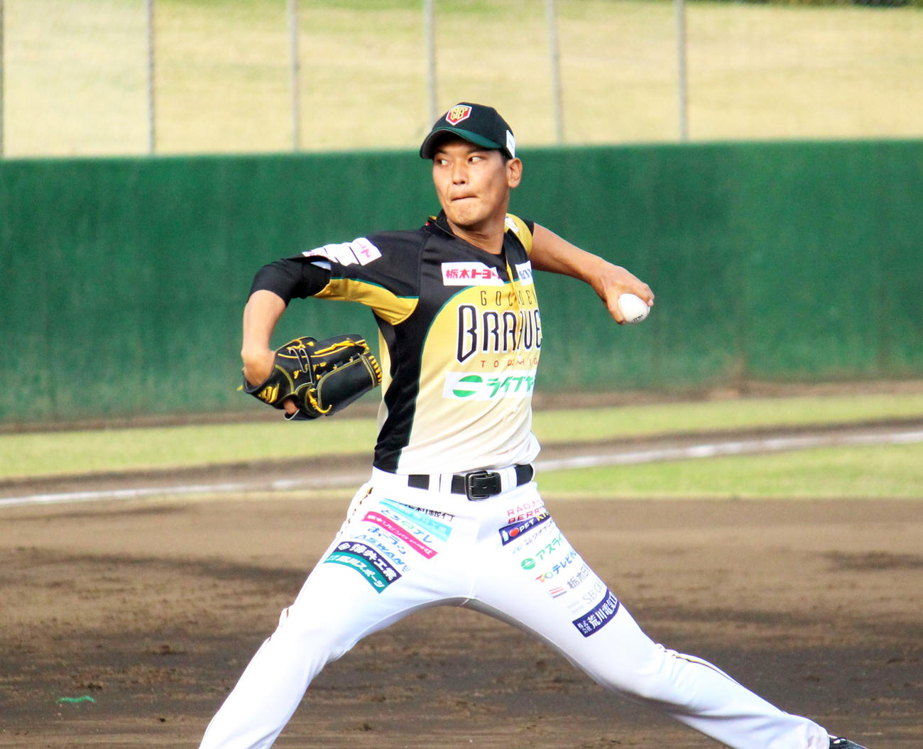 栃木・村中恭兵