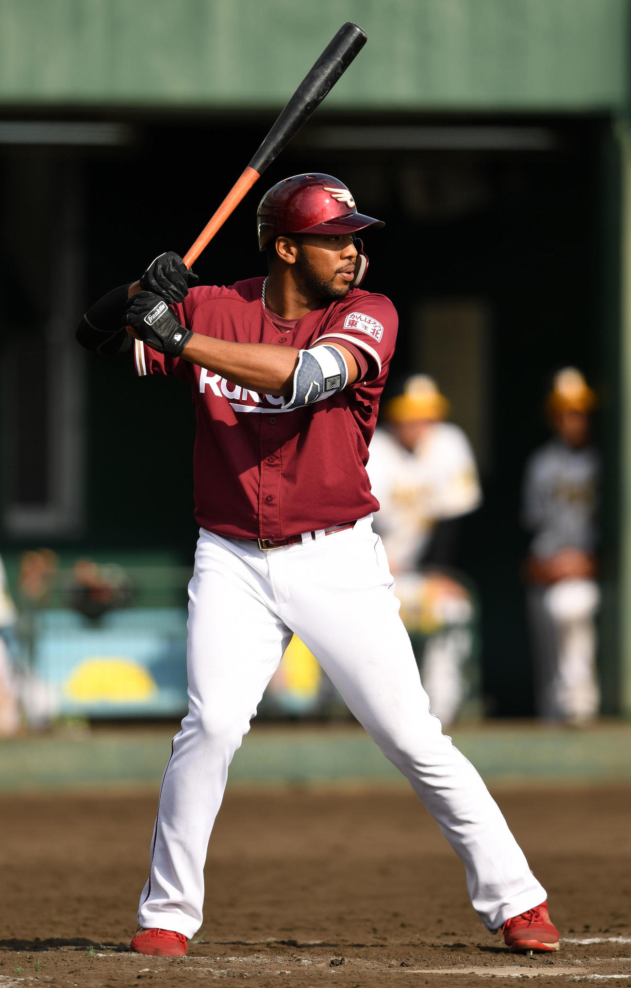 20年2月、阪神との練習試合に臨む楽天オコエ