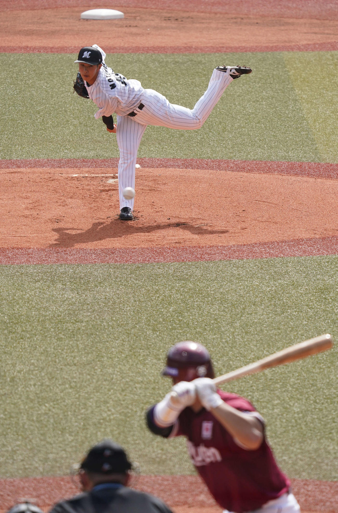 ロッテ対楽天　先発し力投するロッテ本前（2021年4月1日撮影）