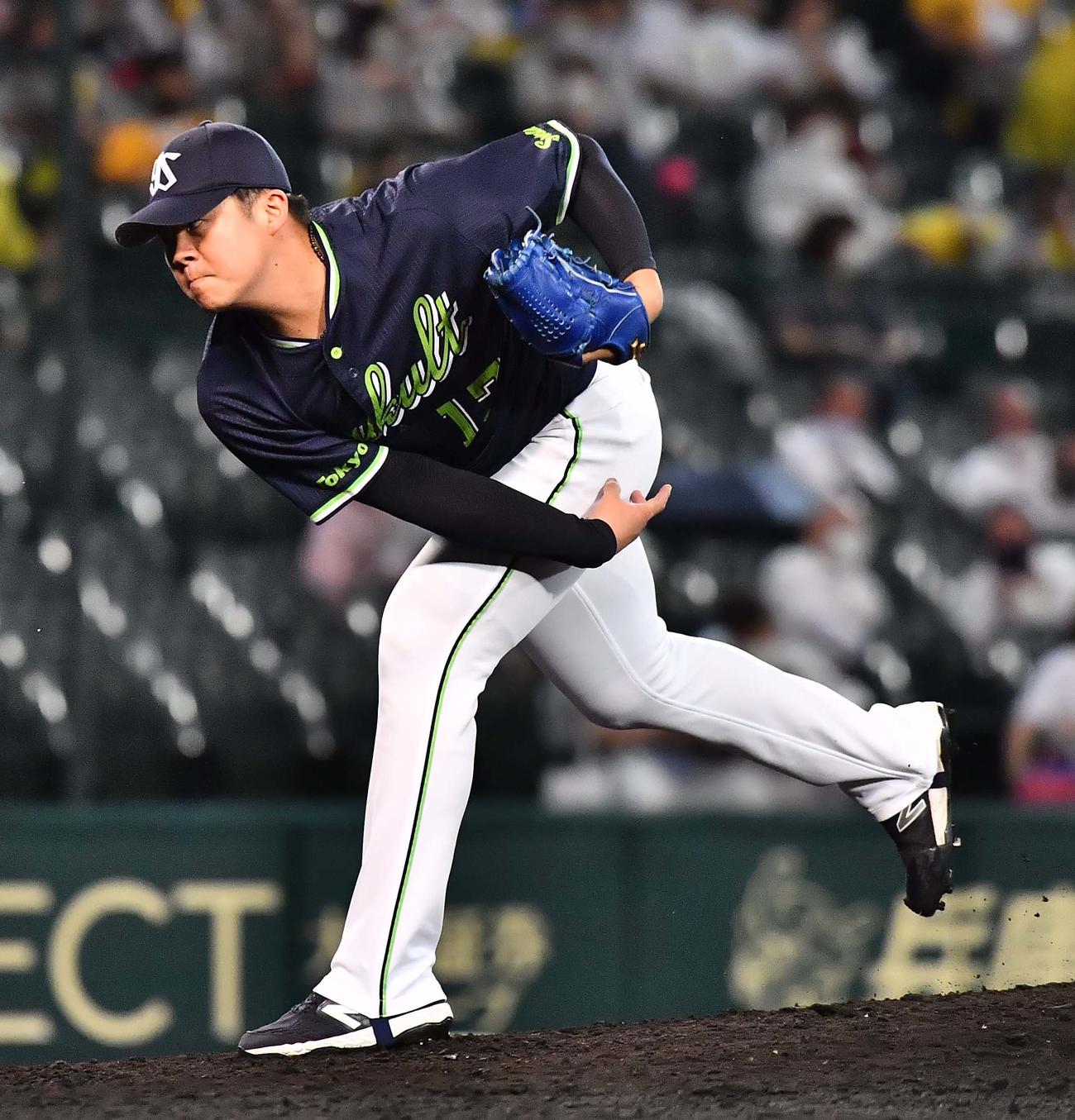 阪神対ヤクルト　ヤクルト2番手で登板する清水（撮影・上田博志）