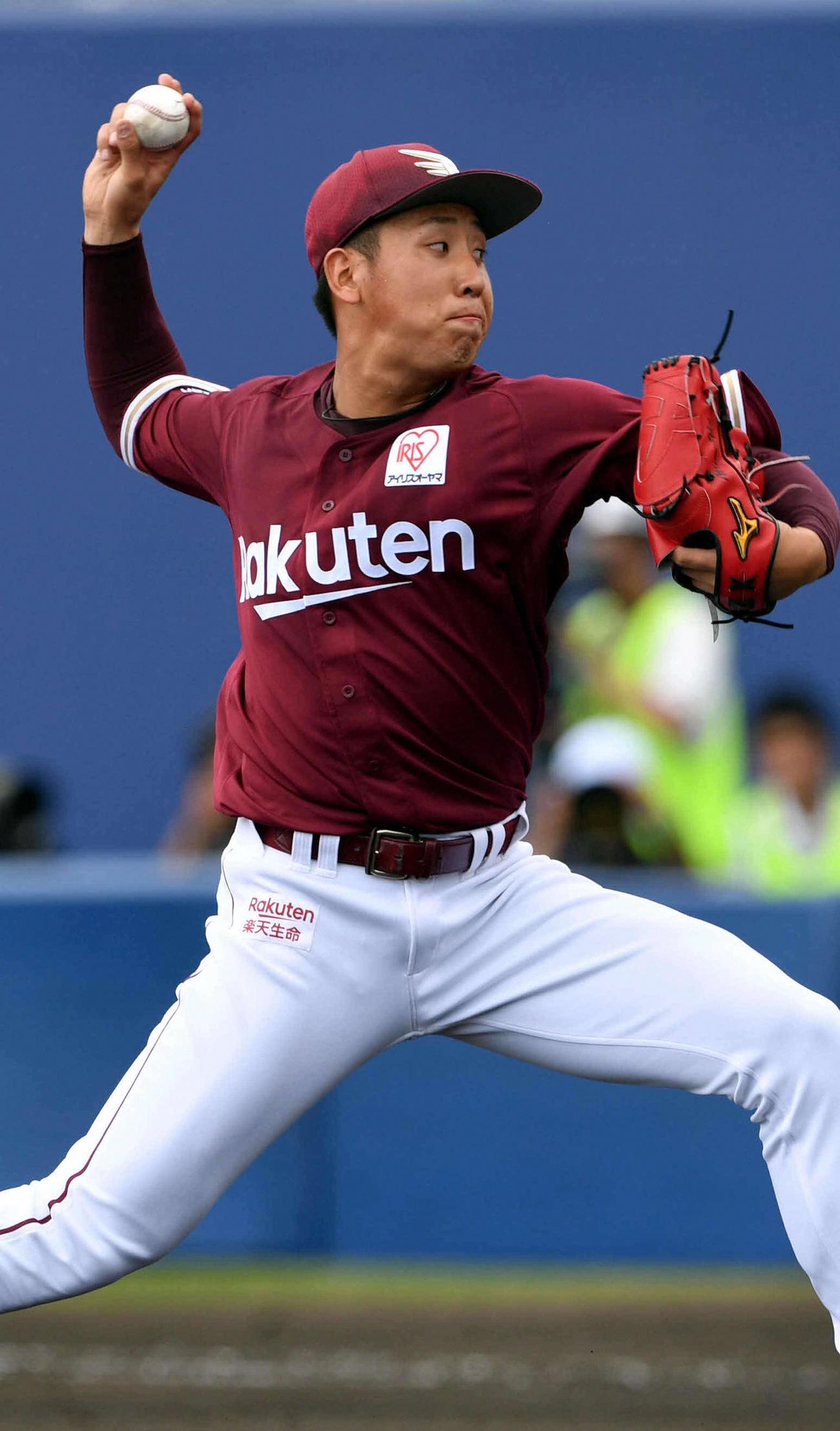 練習試合で力投する藤平尚真（20年2月）
