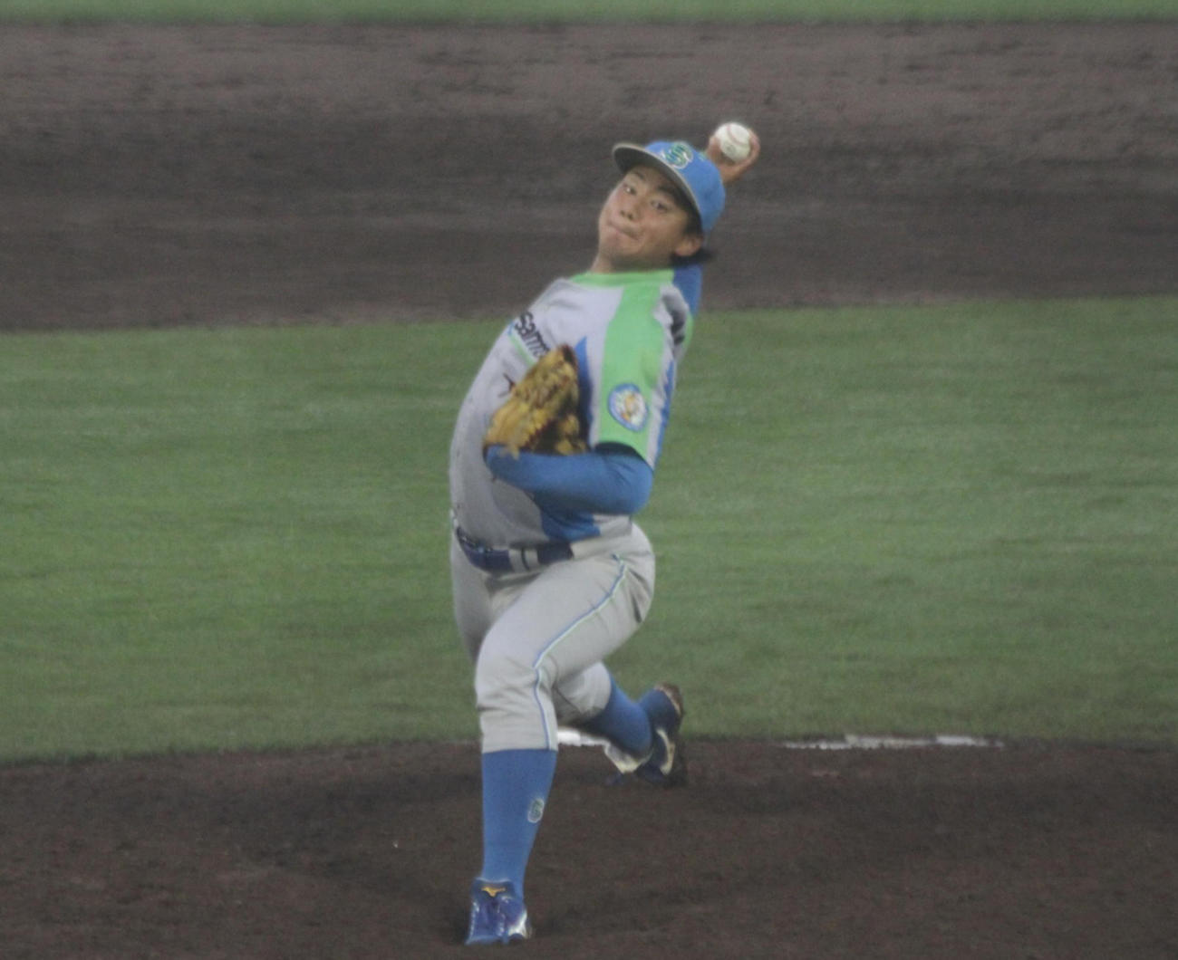 今秋ドラフト候補のセガサミー・横山楓投手は救援登板で5者連続奪三振を披露した